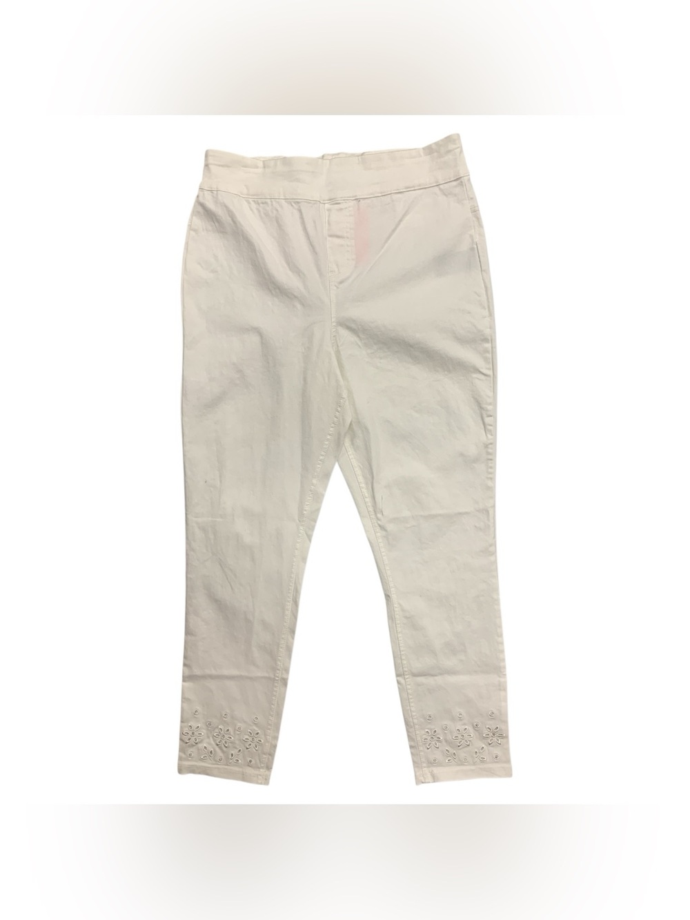 HUE NWT White Eyelet Hem Ankle Pants Size L